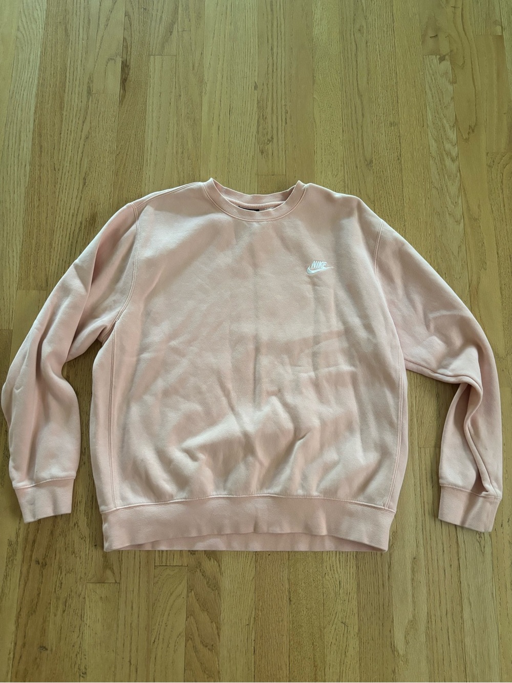 Nike Men’s Light Pink Crewneck Sweatshirt